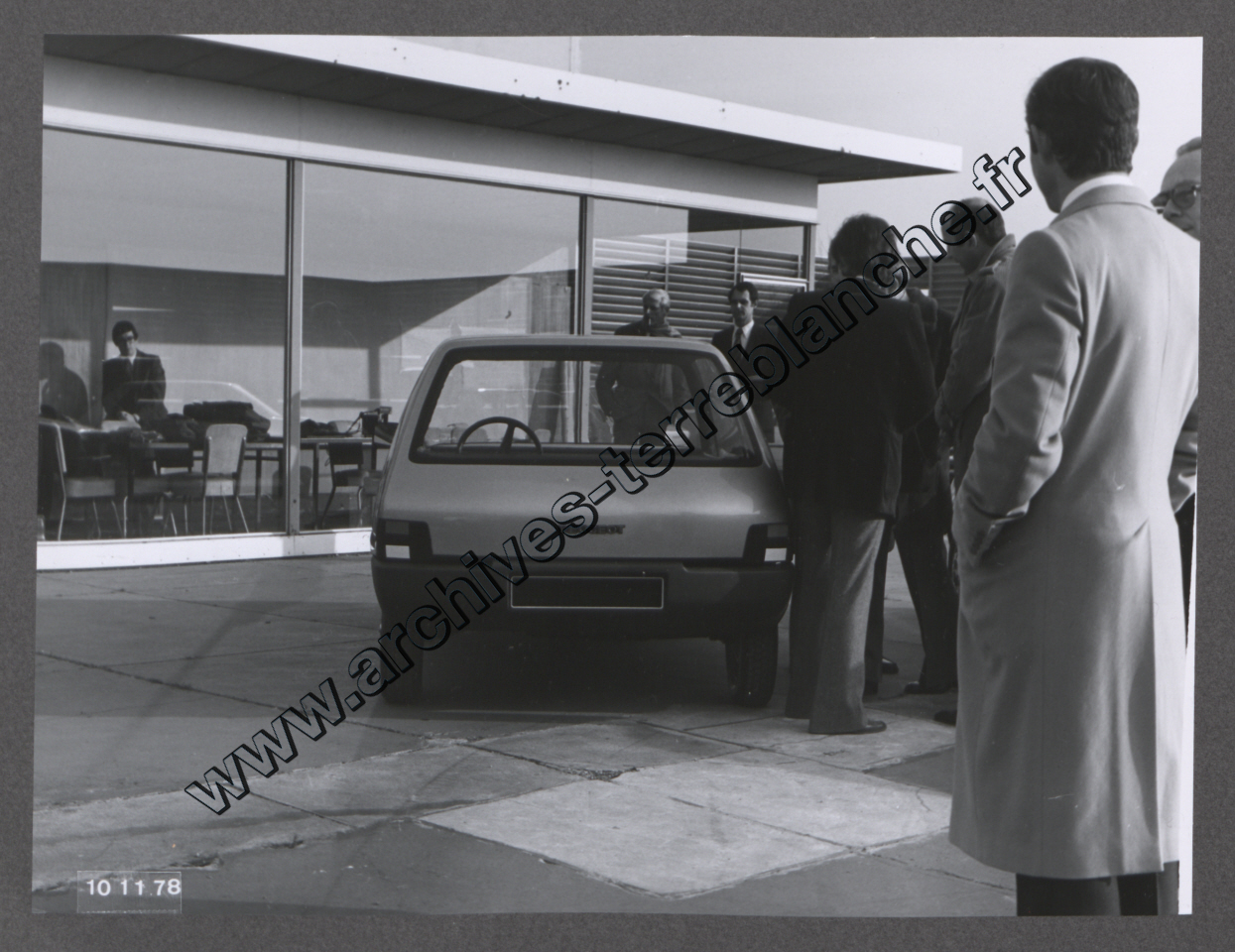 Maquettes et véhicules.