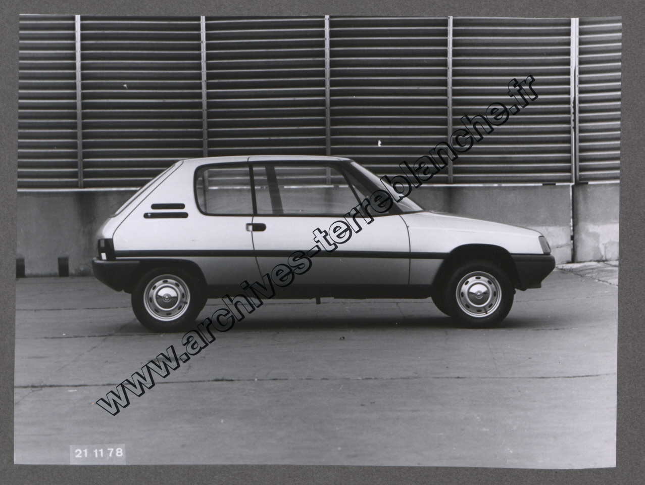 Maquettes et véhicules.