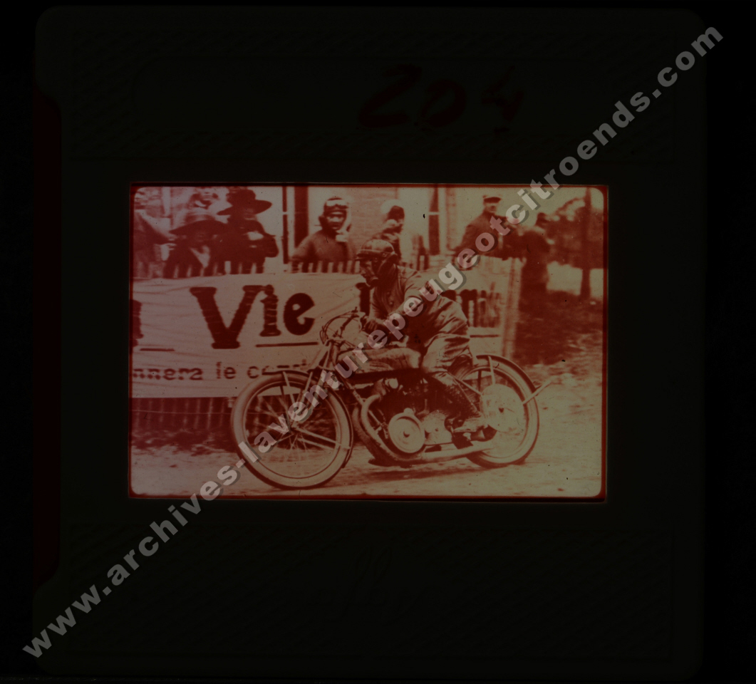 AV-Historique (d)