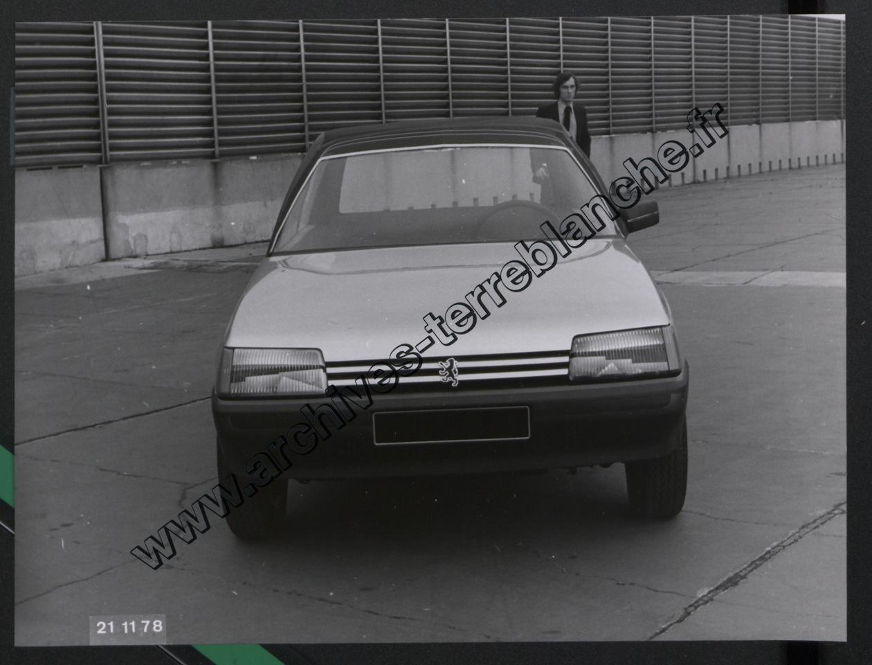 Maquettes et véhicules.